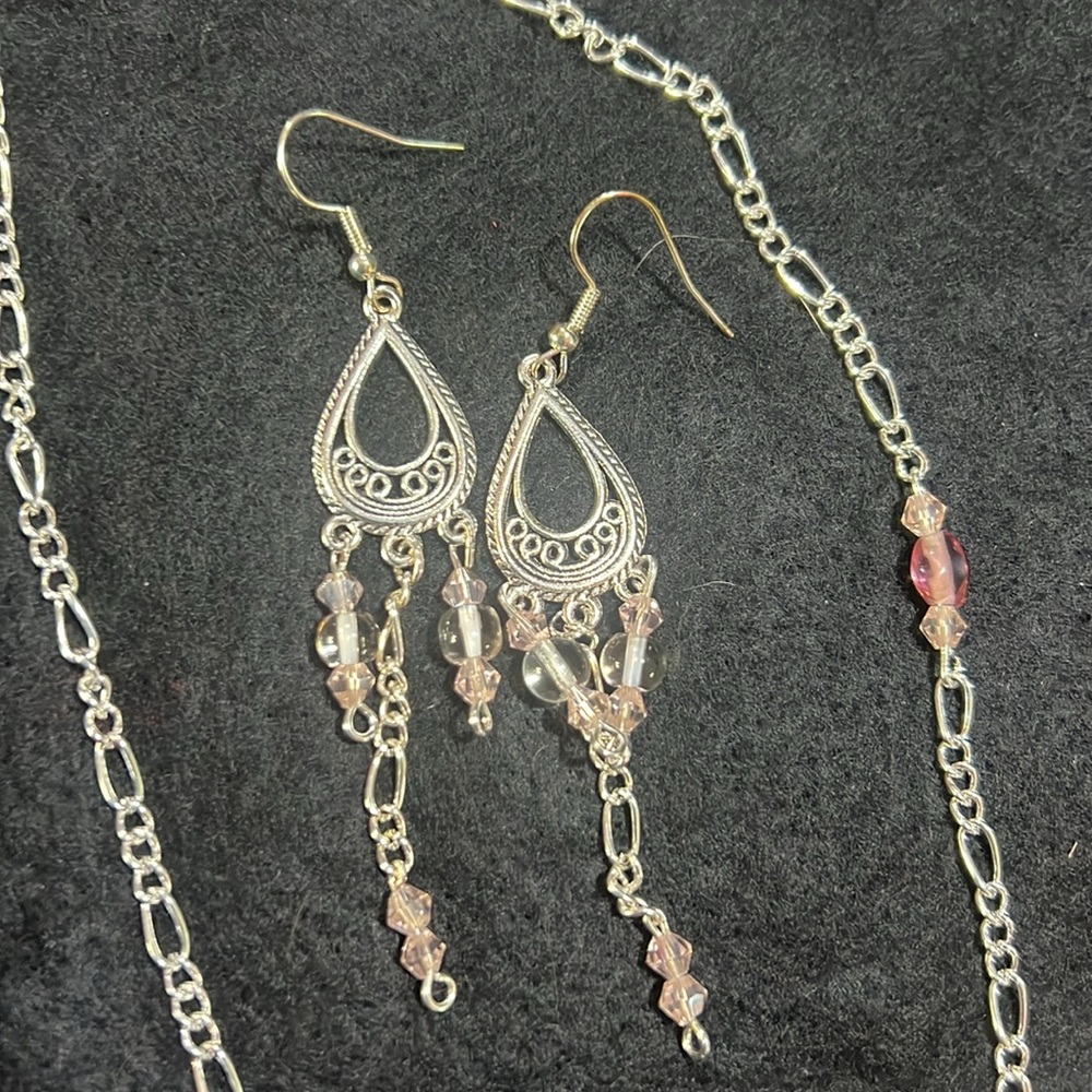 Jewelry - Picture 6 of 7